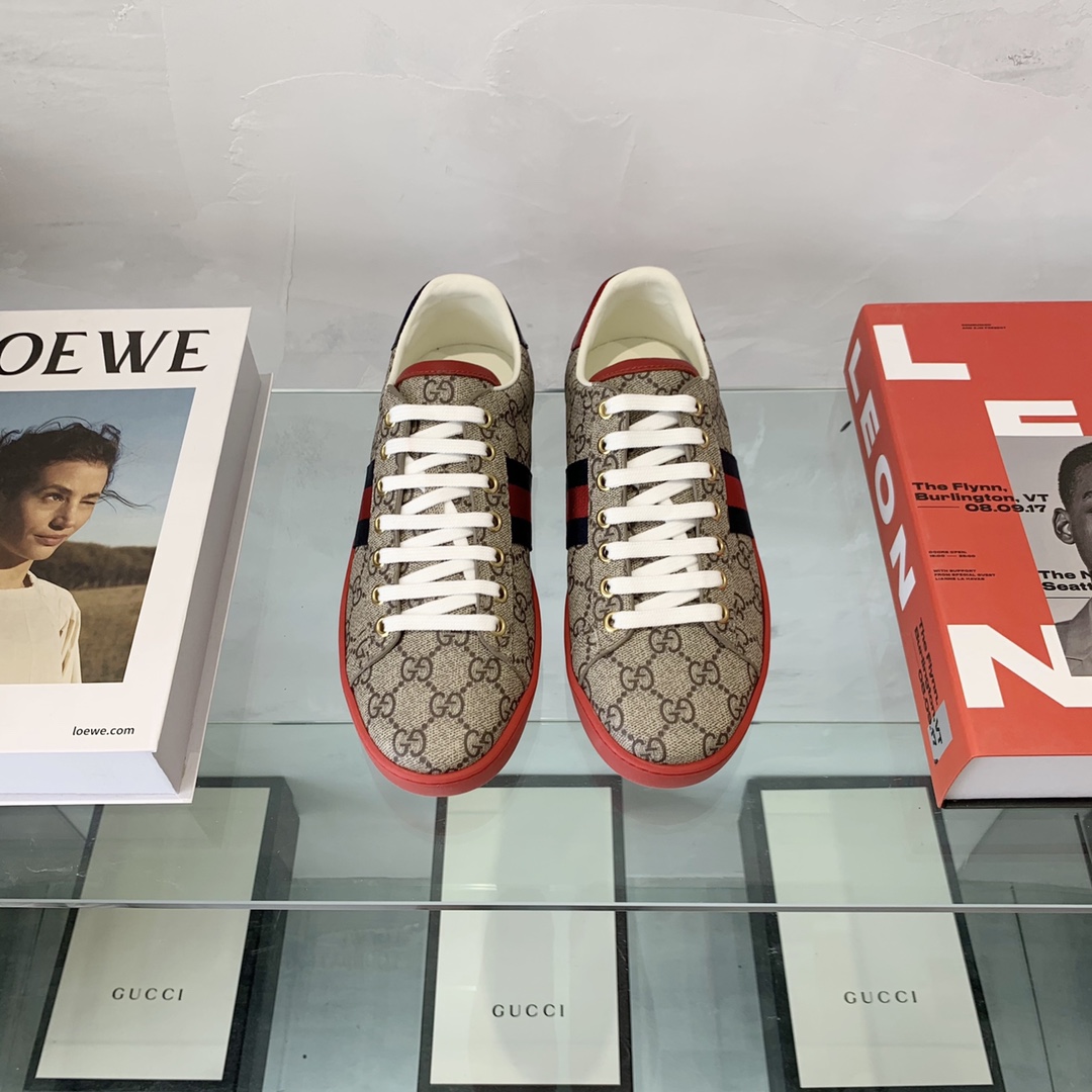 Gucci 010 Casual shoes XM082