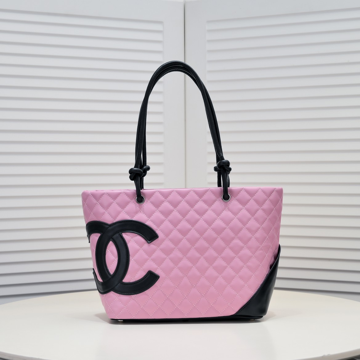 Chanel 24A Vintagep Shoulder Bag Handbag