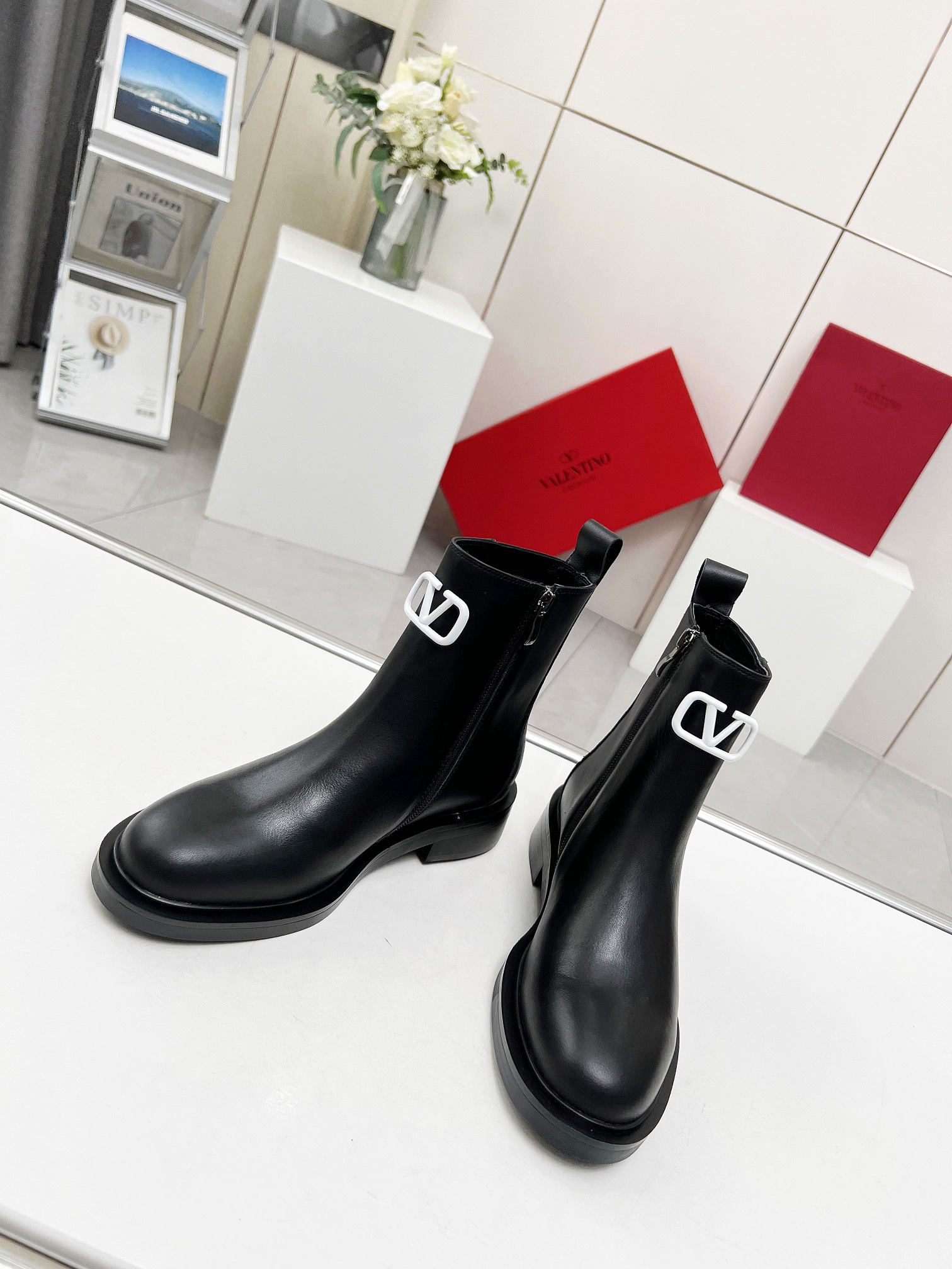 Valentino 001 boots XM023093
