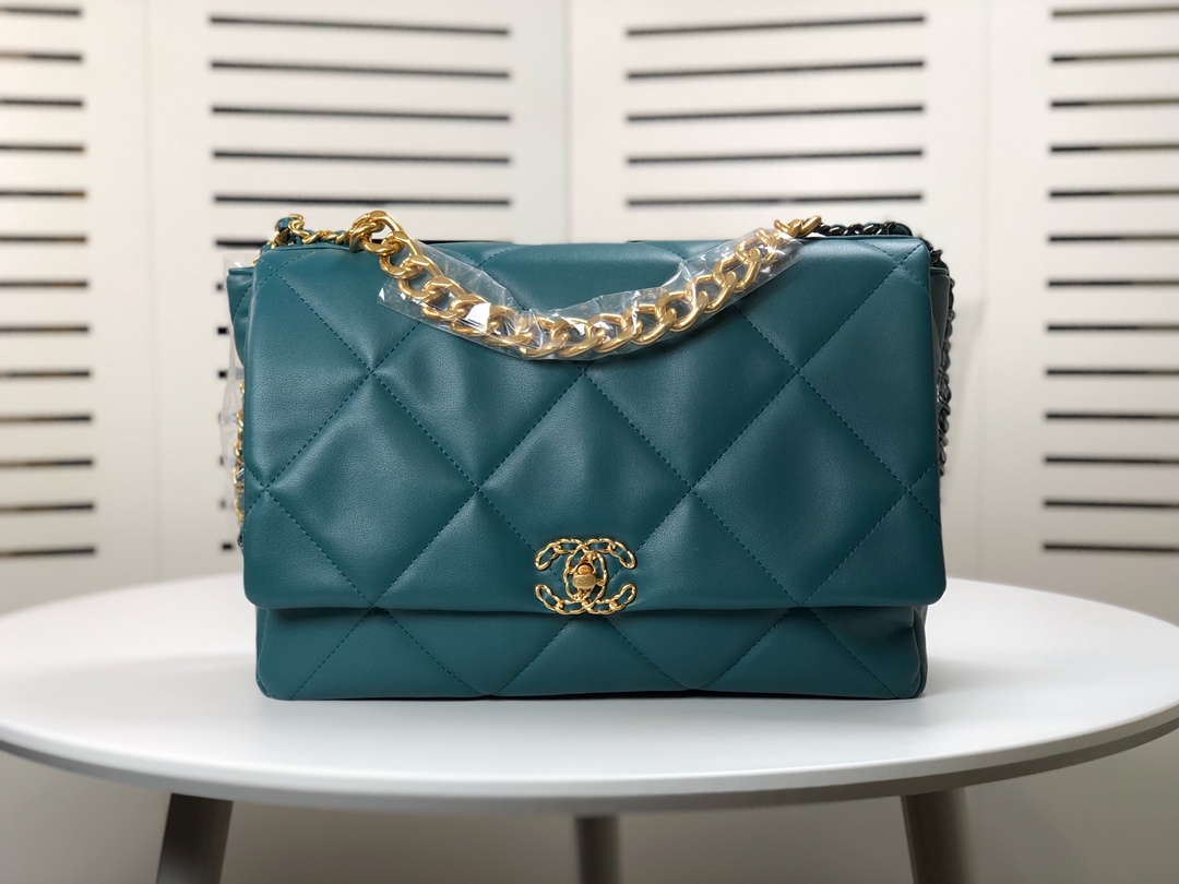 Chanel Lambskin Quilted Large19 Flap Shoulder Bag Handbag
