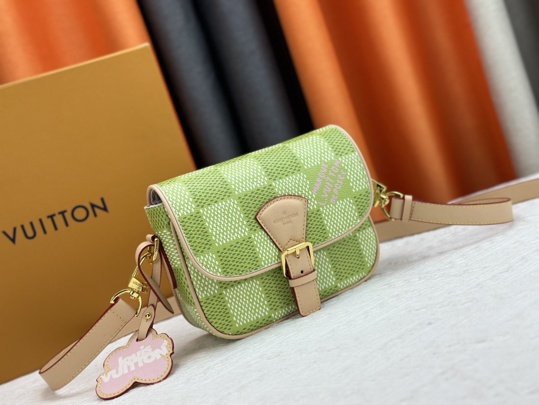 Louis Vuitton Montsouris Small Messenger Bag M40665 Shoulder Bag Handbag