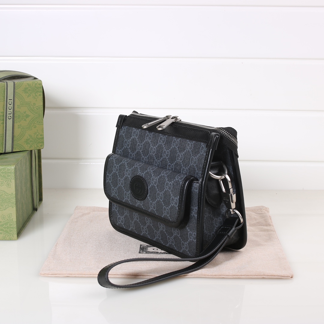 Messenger bag with Interlocking GG 674164