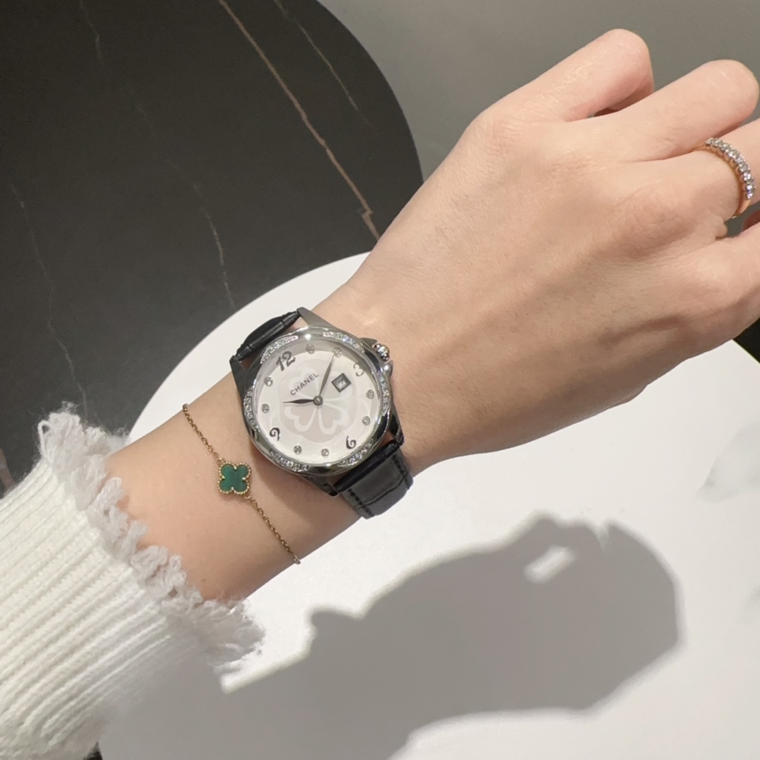 Chanel Watches 36mm